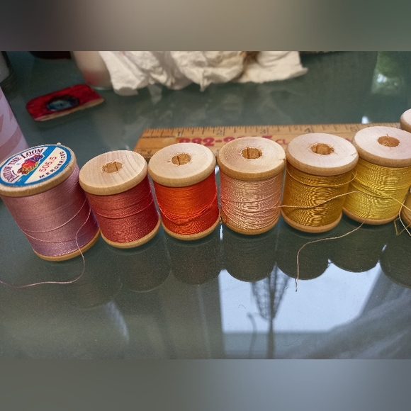 Reserved 24 Assorted Sewing Thread Spools - Picture 5 of 5